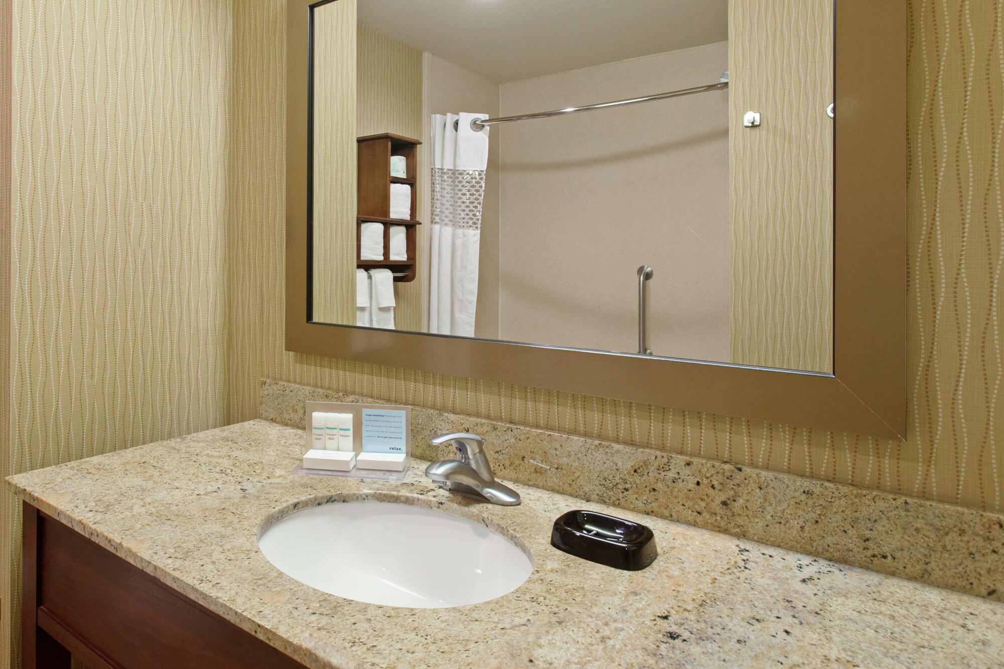 Hampton Inn And Suites Seattle - Airport / 28Th Avenue SeaTac Exteriör bild