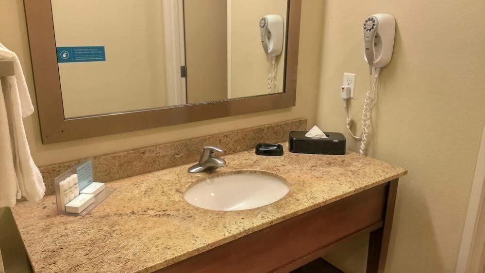 Hampton Inn And Suites Seattle - Airport / 28Th Avenue SeaTac Exteriör bild